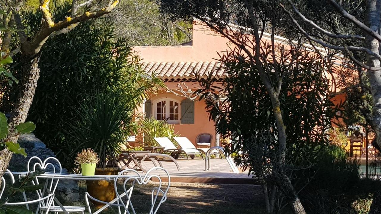 Bed and Breakfast Pierres Blanches Cotignac Exteriér fotografie