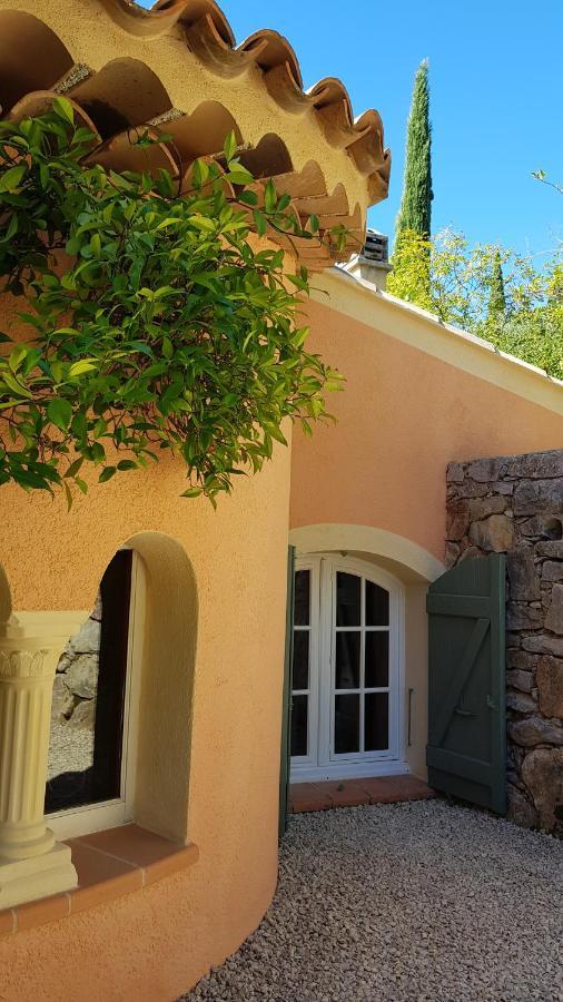 Bed and Breakfast Pierres Blanches Cotignac Exteriér fotografie